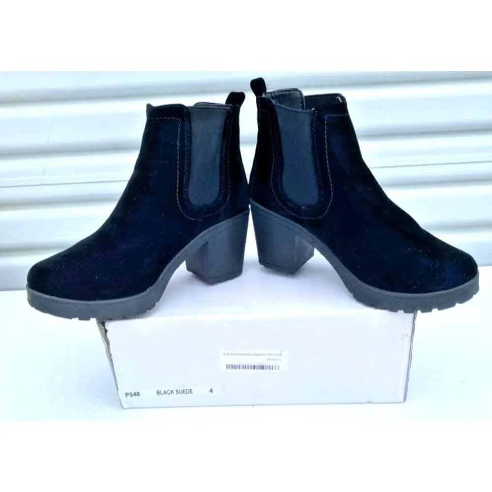 Block Suedette Chelsea Boots Chunky High Heel, Black Slip On New in Box,  Size 4